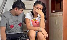 Petite Latina profite d'un sexe anal intense avec son demi-frère plus âgé dans une vidéo maison