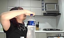 अमेचुर लैटिना टीन को होममेड वीडियो में मॉन्स्टर कॉक क्रीमपाई मिलता है।