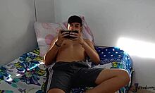 Mi hermanastra cachonda me da una mamada implacable en nuestra casa - POV amateur