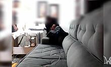 Amatőr meleg és biszexuális férfiak otthoni masszázs videóban